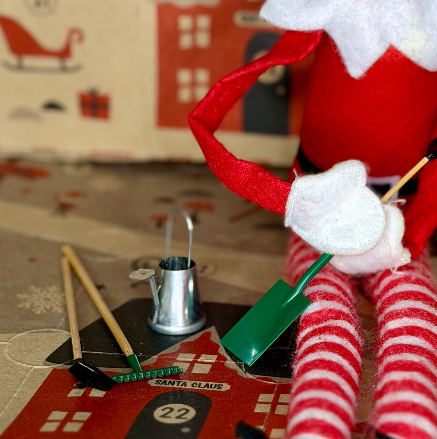 Individual Elf Scenes